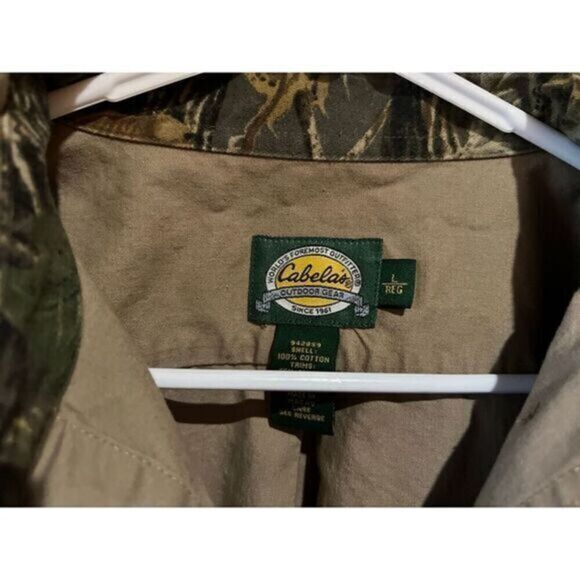Cabela's Hunting Shirt Tan with Camo Patches Outdoor Button‎ size Large - Picture 5 of 7